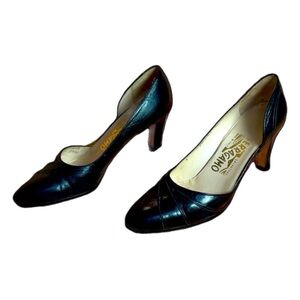 Salvatore Ferragamo Classic Disco 70s Open Side leather heels in Navy Blue